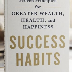 Cover of Success Habits by the Napoleon Hill Foundation, a practical guide to developing habits for lasting personal and professional success.